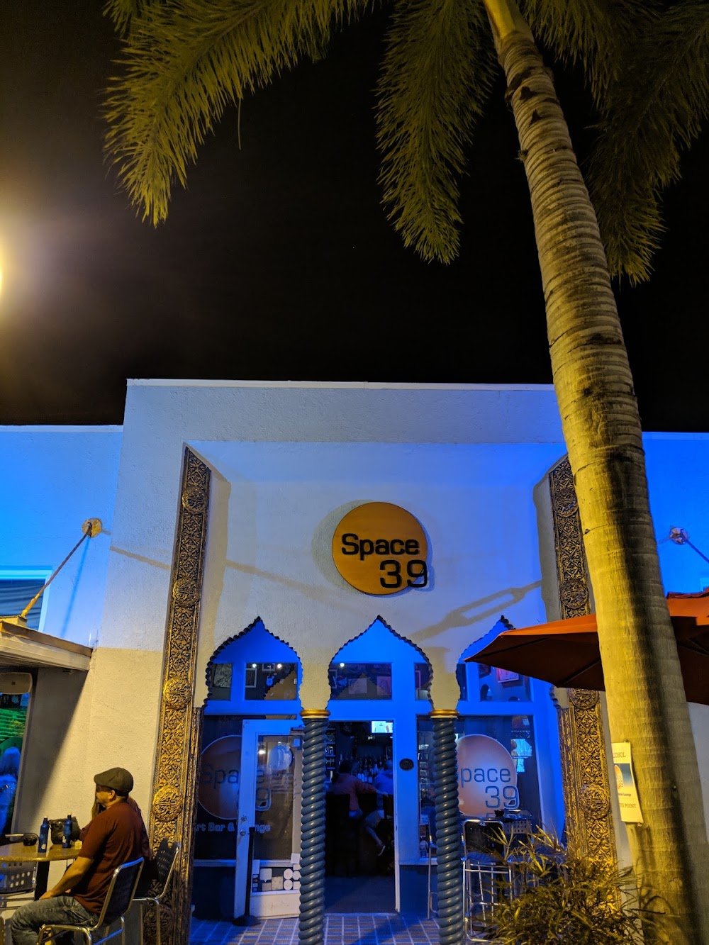 Patio de Leon, Downtown Fort Myers, FL